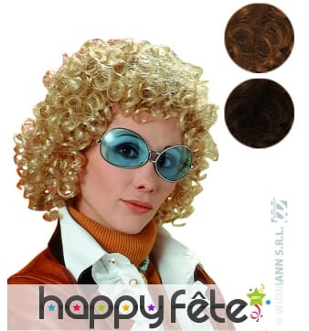 Perruque permanentée des années 70