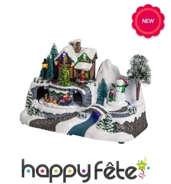 Petit village de Noël décoratif et lumineux, 25cm