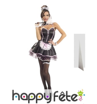 Silhouette de soubrette sexy en carton