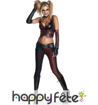 Tenue de Harley Quinn, Batman Arkham City
