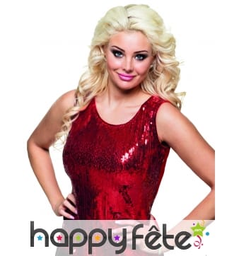 Top rouge recouvert de sequins
