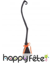 Balai de sorcière tordu en plastique noir, image 4