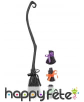 Balai de sorcière tordu en plastique noir