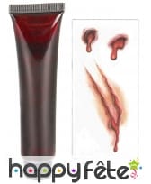 Blessure en tatouage et faux sang