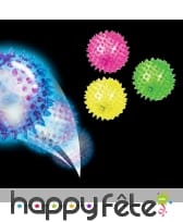 Balle lumineuse à picots
