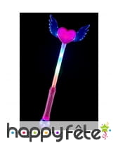 Baguette magique lumineuse décorée d'un coeur