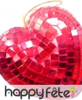 Coeur a facettes rouge en boite