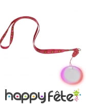 Collier avec pendentif lumineux et sonore