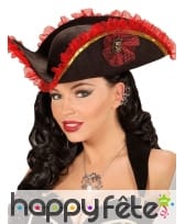 Collier avec pendentifs sur le thème des pirates