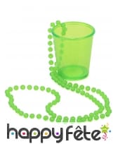 Collier avec verre shooter St Patrick