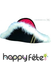 Chapeau bicorne avec marabout