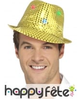 Chapeau doré à sequins et lumineux
