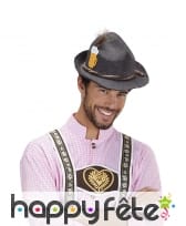 Chapeau de bavarois décoré d'une bière