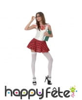 Costume d'écolière, jupe courte à carreaux.