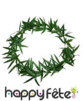 Collier de feuilles vertes