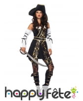 Costume de la reine des pirates