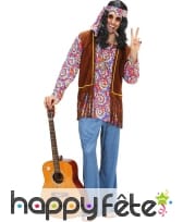Costume hippie avec haut coloré psychédélique
