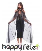 Cape longue en voile attache bijou