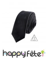 Cravate Les Reliques de la Mort et pin's, luxe