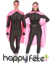 Cape, manchettes et masque rose pour homme