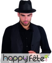 Chapeau noir de gangster, rigide