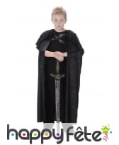 Cape noire en fausse fourrure pour enfant