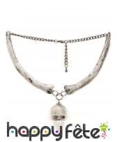 Collier os et tête de mort