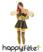 Costume rayé court d'abeille pour femme