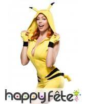 Combinaison shorty de Pikachu moulante