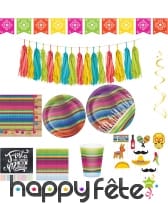 Décorations mexicaine Poncho aux couleurs vives