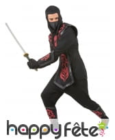 Déguisement noir de ninja avec motifs rouges