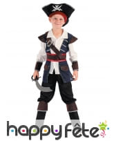 Ensemble Pirate Garçon avec Chapeau