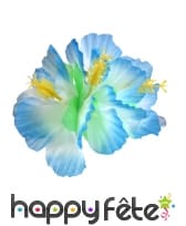 Fleur bleue sur barrette à cheveux