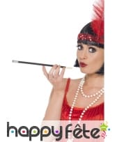 Fume cigarette noir, image 1