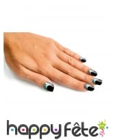 Faux ongles noirs toile d'araignée
