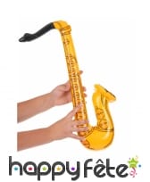Faux saxophone gonflable, image 1