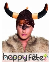 Grand casque marron avec cornes