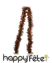 Guirlande chenille verte avec étoiles rouges