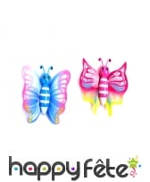 Jouet papillon avec corps collant