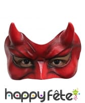 Loup de diable rouge avec corne, en latex