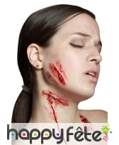 Large entaille en latex