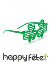 Lunettes en forme de trèfles verts