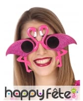 Lunettes pailletées en forme de flamant rose