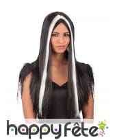 Longue perruque noire avec mèches blanches
