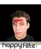 Large plaie ouverte en sang, latex