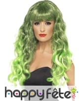 Longue perruque ondulée verte avec mèches noires, image 1