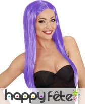 Longue perruque violette lisse raie centrale
