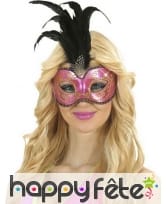 Loup rose et doré avec plume noire centrale