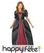 Large robe noire et rouge de petite vampiresse