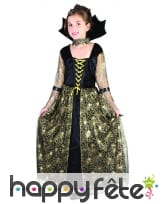 Longue robe noire voile toile d'araignée dorée